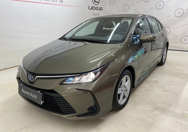 Toyota Corolla cena 69900 przebieg: 101858, rok produkcji 2019 z Przedbórz małe 154